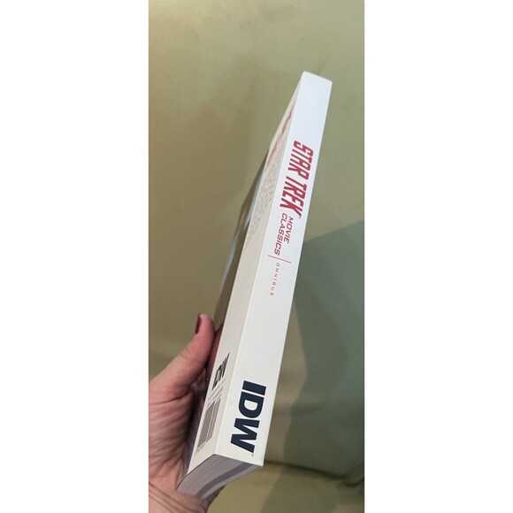 Star Trek: Classic Movie Classics Omnibus IDW Publishing Graphic Novel - Picture 3 of 4